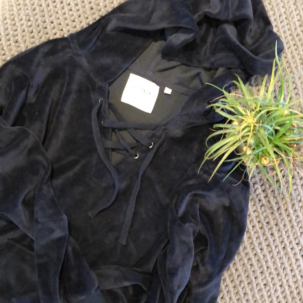 Laceup Sweatshirt